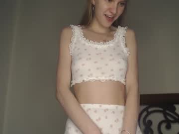 webcam girl worstcamgirlever live cam image #2156122