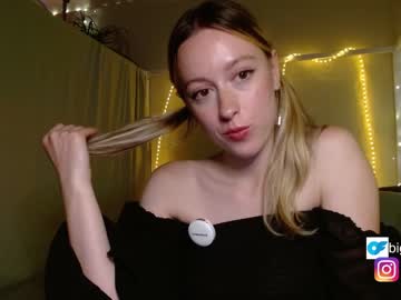 webcam couple bigeyesxo live cam image #5410137