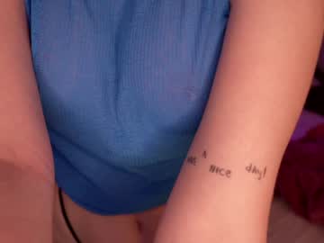 webcam girl vixenp live cam image #4800213