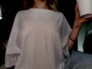 webcam girl amourvenenum live cam image #2389264