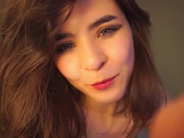 webcam girl amandamedrano live cam image #4330378
