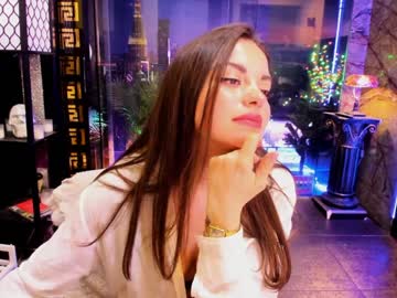 webcam girl alma_pearl live cam image #4059987