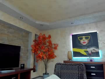 webcam girl raquelle_star live cam image #3157085