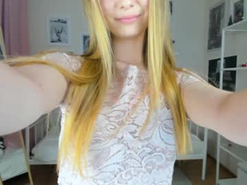 webcam girl victoria_shannon live cam image #1856354