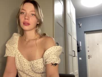 webcam girl angel_from_sky live cam image #2921560