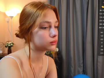 webcam girl shirleywhitney live cam image #5363887