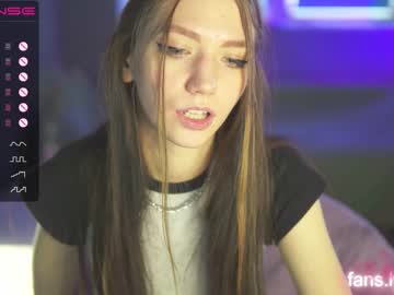 webcam girl angels_kiss live cam image #3199701