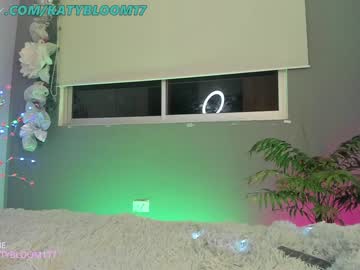 webcam girl katybloom_ live cam image #665686