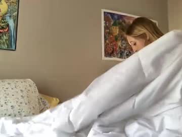webcam girl charlottebrownxo live cam image #6370121