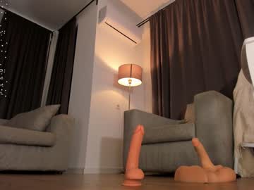 webcam girl minnie_jin live cam image #6326603