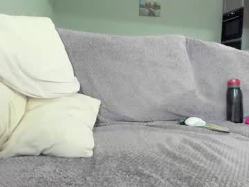 webcam girl camillabenz live cam image #2899648