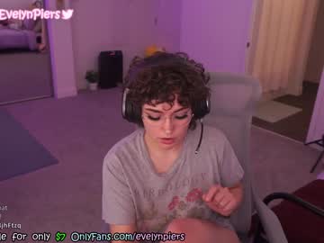 webcam girl evelynpiers live cam image #2518518