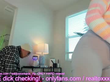 webcam couple realtoxxxmaria live cam image #5953654