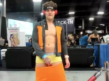webcam man thejohnnystone live cam image #2981731
