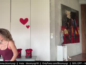 webcam girl bloomyogi live cam image #6397794