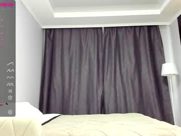 webcam girl your_angella live cam image #2641457