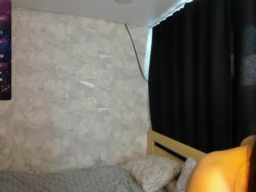 webcam girl lissiii live cam image #6897381
