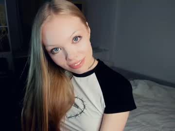 webcam girl honeybzzz live cam image #4578423