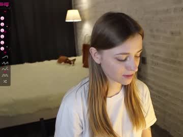 webcam girl sophie_burn live cam image #3988308