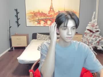 webcam man yoo_dee_ohh live cam image #3573533