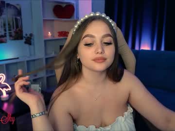 webcam girl mia_shyyy live cam image #3250060