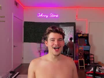 webcam man thejohnnystone live cam image #2759736