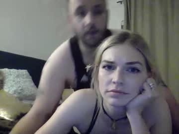 webcam couple fridaynightdelight live cam image #684362
