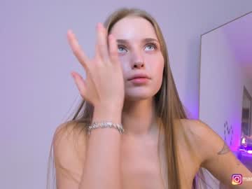 webcam girl mango_shake live cam image #1681314
