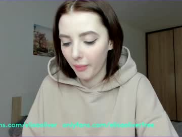 webcam girl elisa_oliver live cam image #1420103