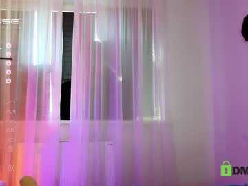 webcam girl small_blondee live cam image #4768201