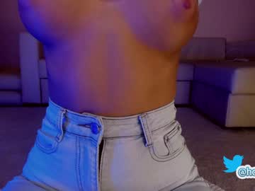 webcam girl hollyextra live cam image #3439132