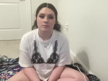 webcam girl emilylarsonxx live cam image #5885433