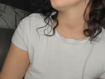 webcam girl lilbeccaxo live cam image #3543013
