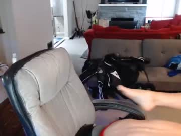 webcam man redvelvet001 live cam image #1881575