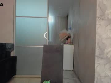 webcam girl mia_devill live cam image #3981342