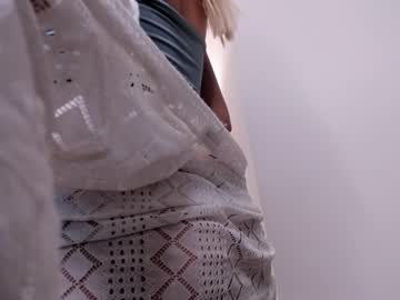 webcam girl naivebby01 live cam image #1483922
