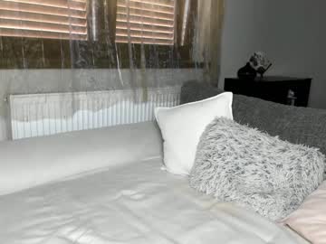 webcam girl pbsteve live cam image #91439