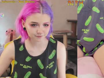 webcam girl _biscuitty live cam image #2315509