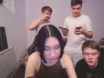 webcam couple mini_girl342 live cam image #2041556