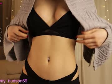 webcam girl bettyhudson live cam image #1132325