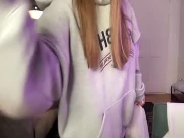 webcam girl strawberryjamx live cam image #3433950