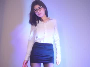 webcam girl amandamedrano live cam image #4453689