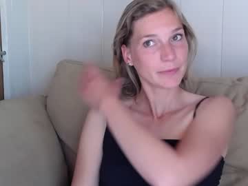 webcam couple joannadea live cam image #4488105
