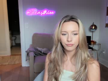 webcam girl texasthicc live cam image #1351675