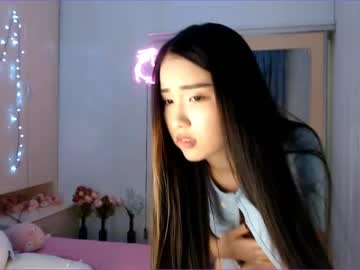 webcam girl lina_tyan live cam image #1085000