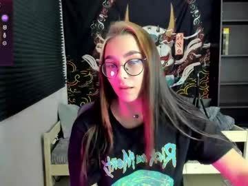 webcam girl jennifermoonlight live cam image #7038182