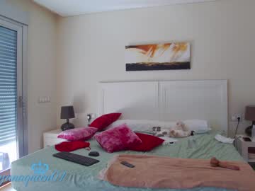 webcam girl layanaqueen live cam image #1614838
