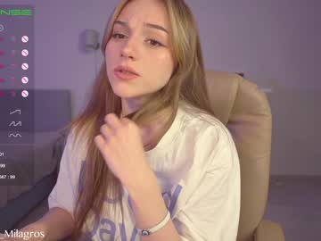 webcam girl mia_milagros live cam image #4636297