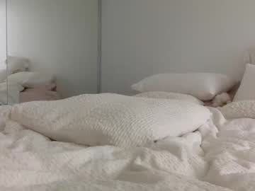 webcam girl alaiaxox live cam image #6535933