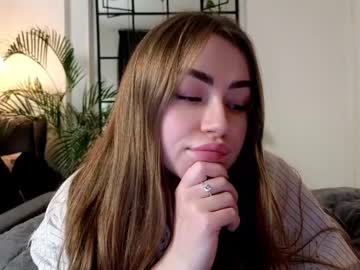 webcam girl strawberryjamx live cam image #5932855
